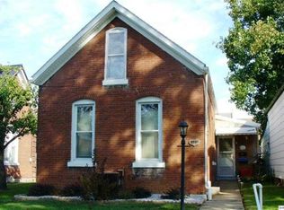 1717 Oak St, Quincy, IL 62301