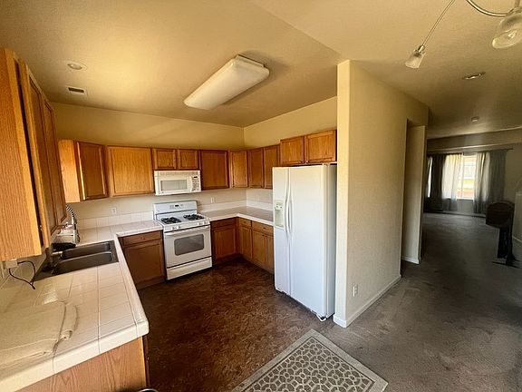 3rd image of 4659 Kathleen Denise Ln