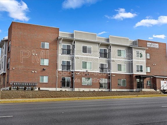 5th image of 3378 Washington Blvd #208