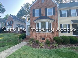 37 Forest Glen Dr, Chapel Hill, NC 27517