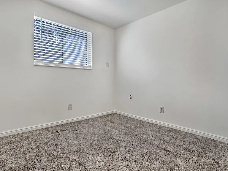 2x1 Secondary Bedroom