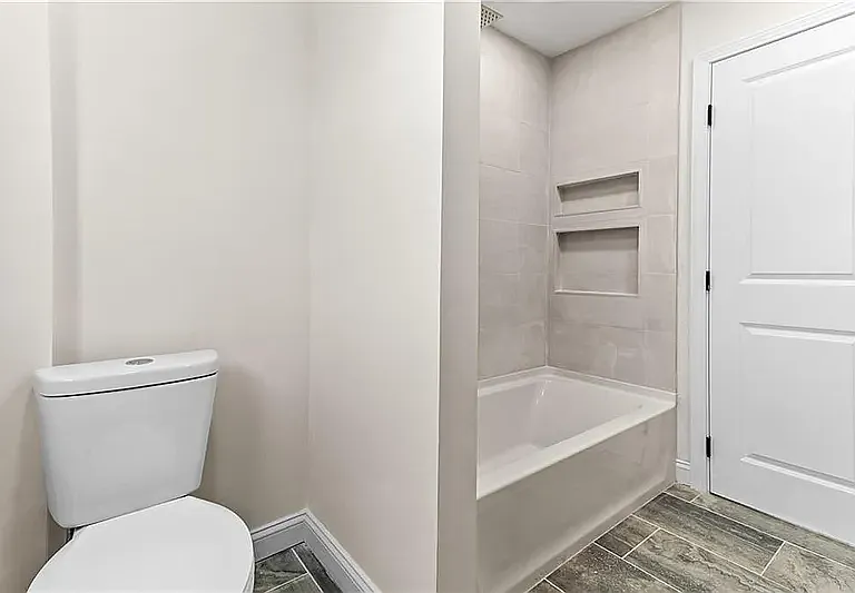 21-23 Joy St #2 — Photo 15