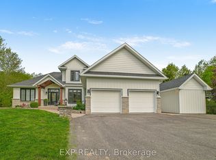 124 Wilbert Cox Dr, Ottawa, ON K0A 1L0