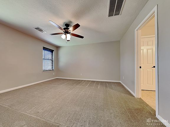 5th image of 7203 Mountain Prairie Dr