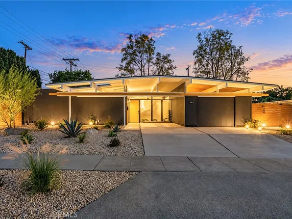 842 E Glendale Ave, Orange, CA 92865