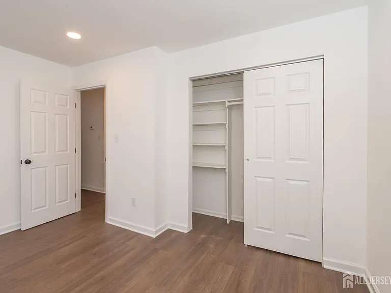801 Woodbridge Commons Way — Photo 13
