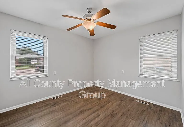 6209 Shadydell Dr — Photo 14