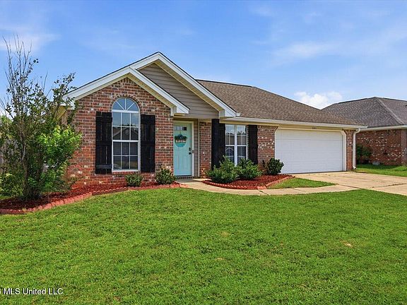 4th image of 305 Cedar Grove Ln