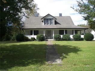 202 L And L Ln, Mount Airy, NC 27030