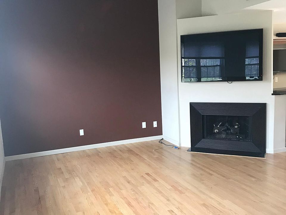 1330 S Main St #1, photo 2