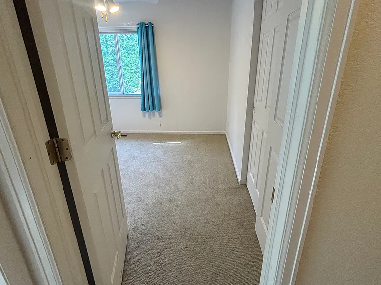 1325 N Ford St — Photo 31