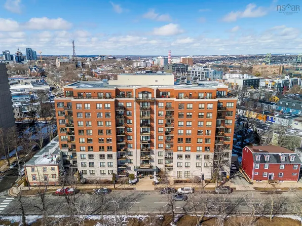 5839 Cunard St #502, Halifax, NS B3K 0B9