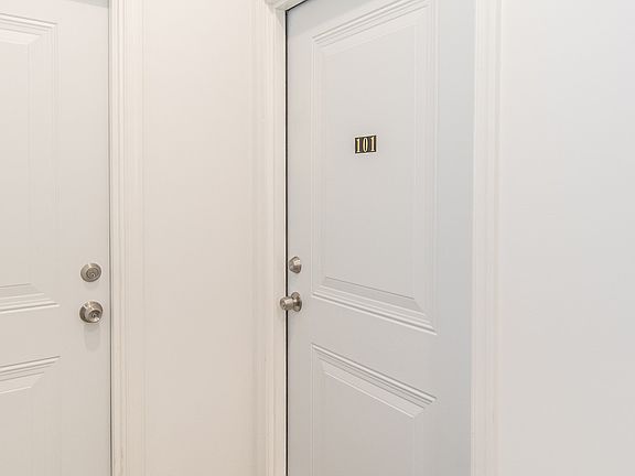3rd image of 315 N Preston St #101