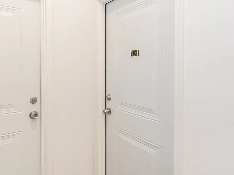 315 N Preston St #101 — Photo 3
