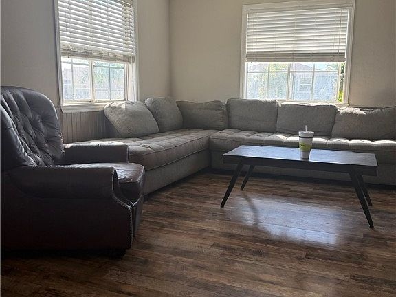 3rd image of 8287 Wren Rd