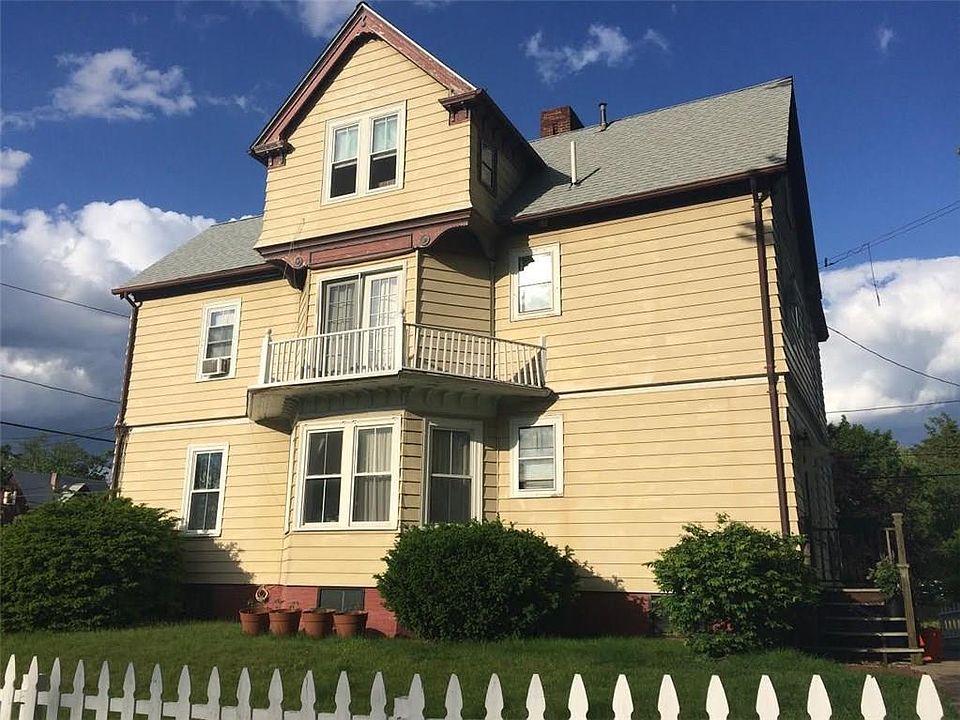 1st image of 130 Norwood Ave
