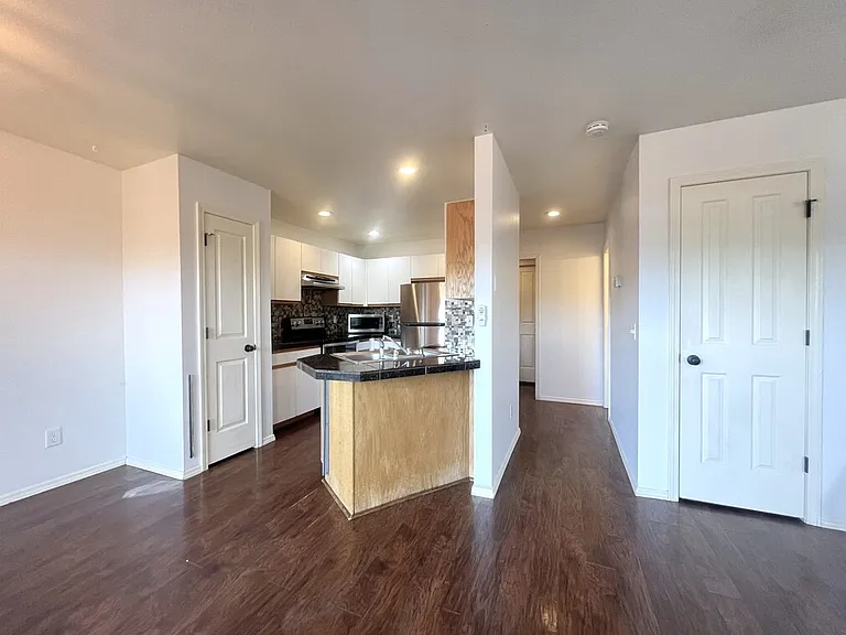 5851 N Cobbler Ln — Photo 12