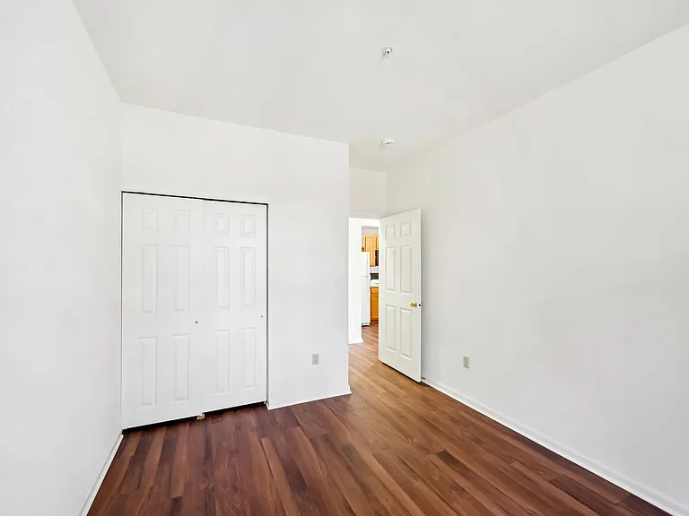 Spring Creek Apartments — Photo 27