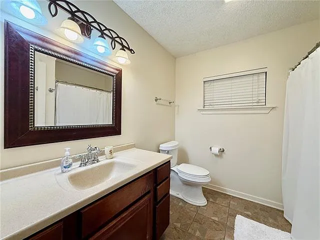 201 Wall Blvd — Photo 10