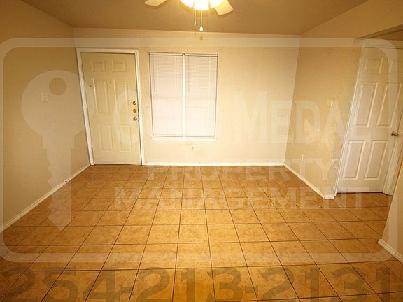 4th image of 3402 Hereford Ln #A
