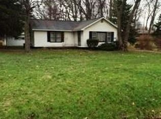 2902 E Carleton Rd, Adrian, MI 49221