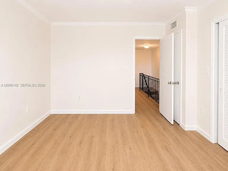 1607 NE 105th St #3-7 — Photo 23