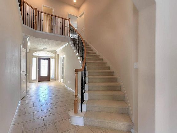 5th image of 6523 Grand Flora Ct