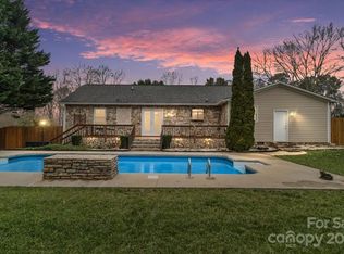 4382 Cross Ridge Dr, Gastonia, NC 28056