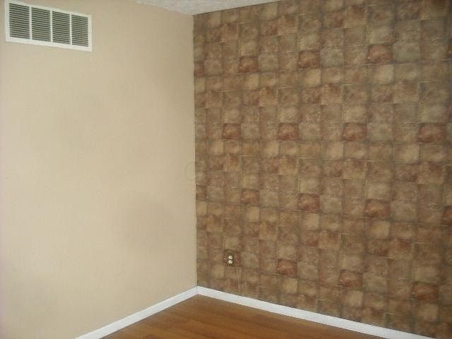 1st image of 809 Scioto Meadows Blvd
