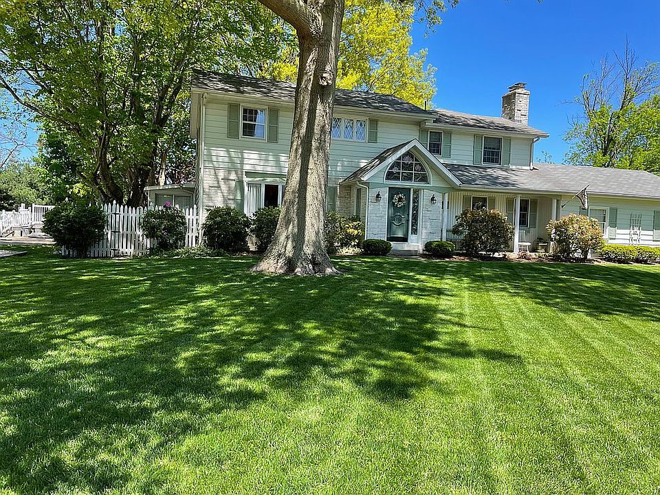 2nd image of 6710 Townsend Dr