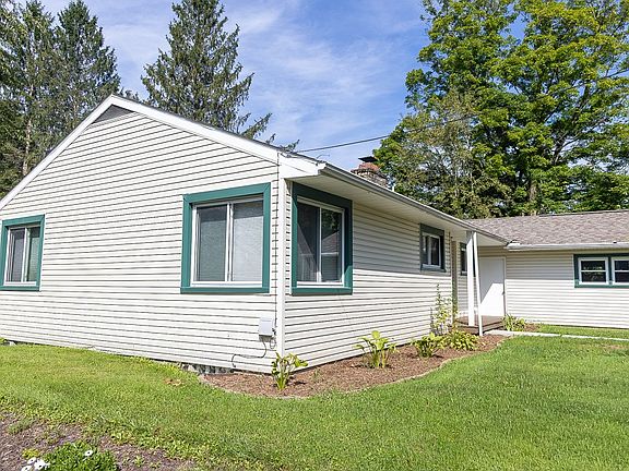 5th image of 69 Latham Rd