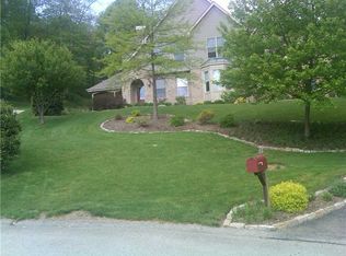 2014 Lavale Ct, Murrysville, PA