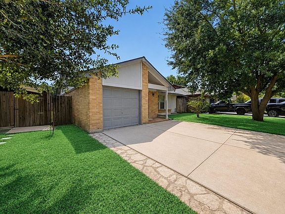 4th image of 11918 E Marsham Cir