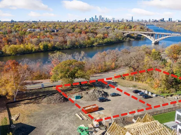 104 Mississippi River Blvd N, Saint Paul, MN 55104