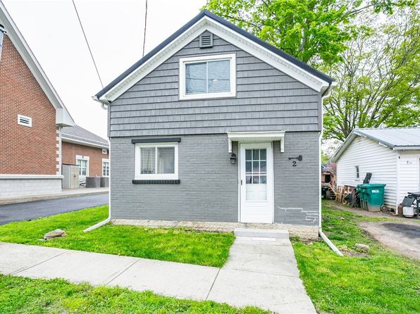 2 Chapel St, Castile, NY 14427