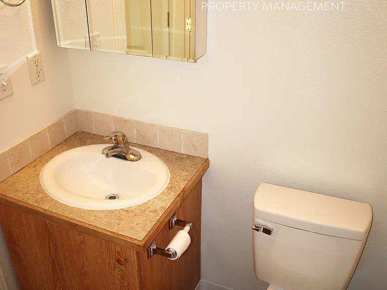1430 W Bonneville Cir #102 — Photo 11