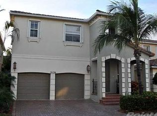 21136 NE 33rd Ave, Aventura, FL 33180