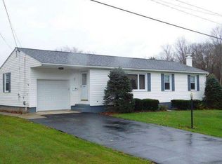 5 Edgemont Dr, Warren, PA 16365