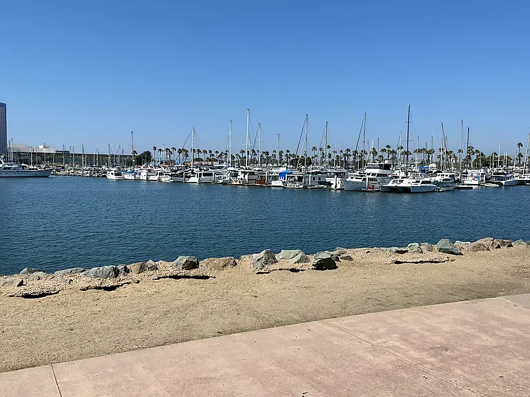 Bay Pointe Apartments — Photo 8