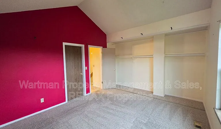 6818 Ravencrest Dr — Photo 15