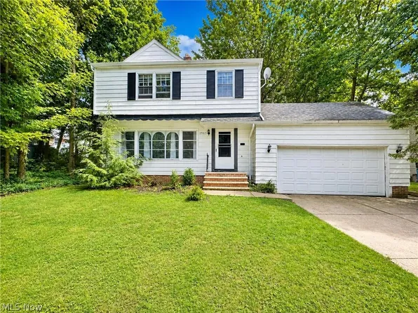 19631 Delaware Dr, Euclid, OH 44117