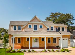 14 Mill Hill Rd, Edgartown, MA 02539
