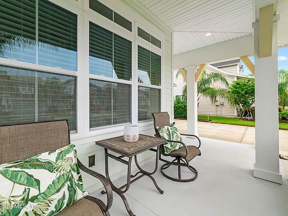 3rd image of 128 PARADISE VALLEY Drive