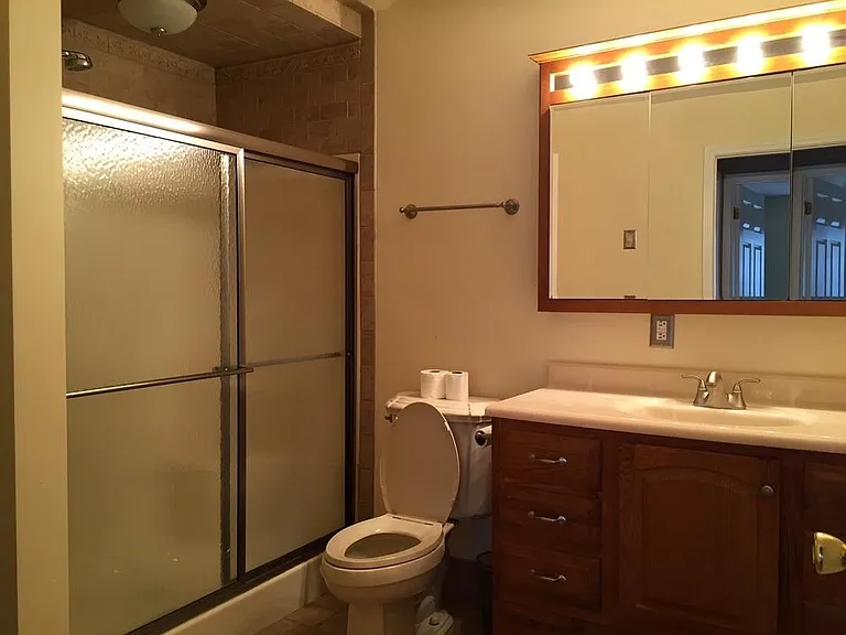 27 Mulberry St — Photo 6