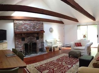 108 High St, Hingham, MA 02043