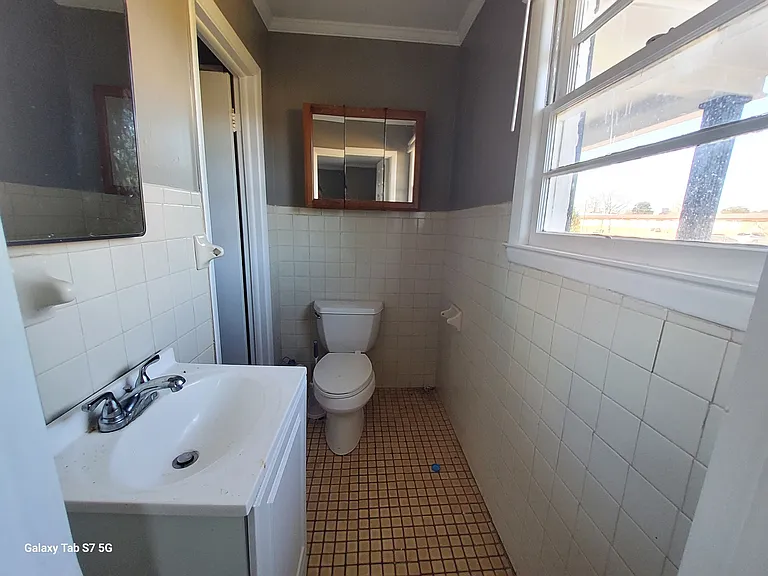 125 Morris St — Photo 3