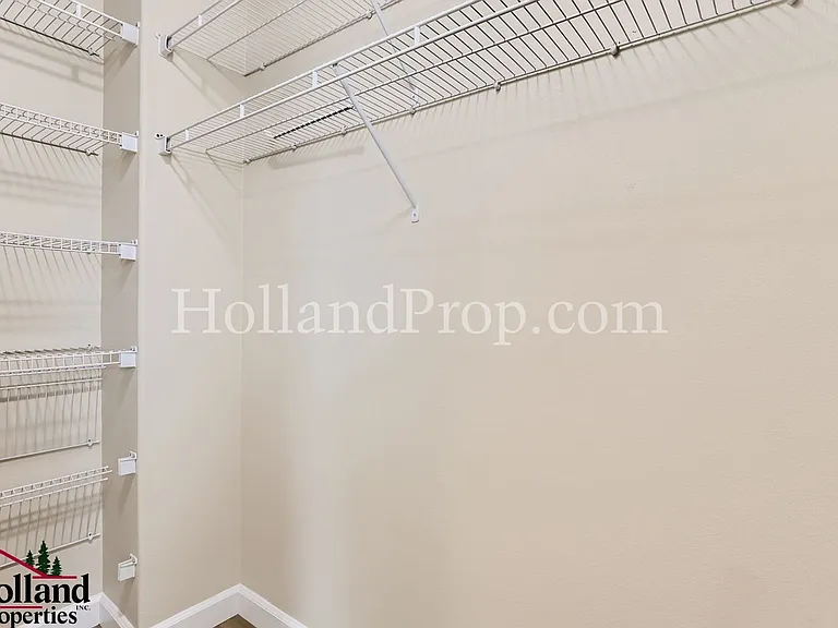 4815 SE Teakwood St — Photo 22