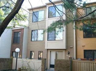 13 Docena Ct, Montgomery Village, MD 20886