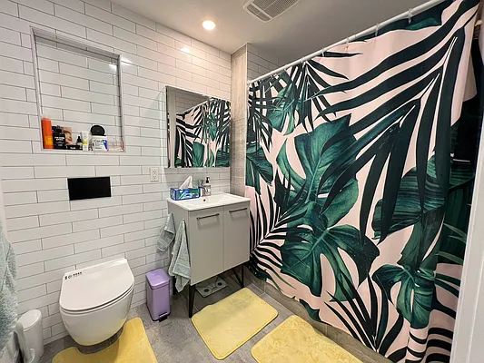 Rented by Rumah Realty Inc | media 15