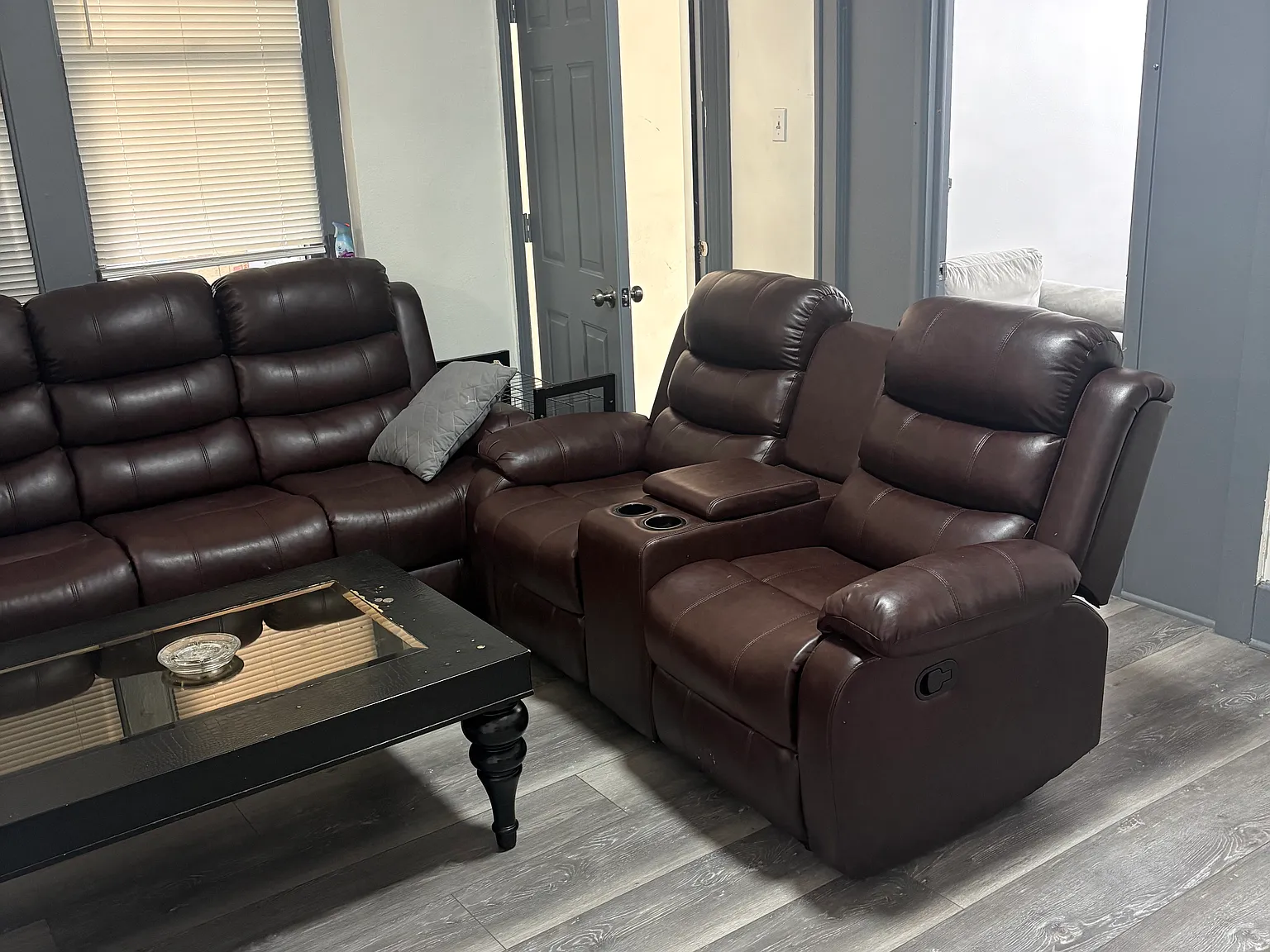 2 bed, 750 sqft, $1,200 — Photo 1